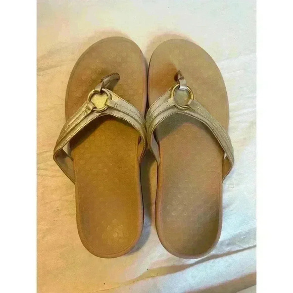 Vionic Women's Thong Sandals Size 10 Leather Metallic Gold Comfort Arch Support - Picture 4 of 9